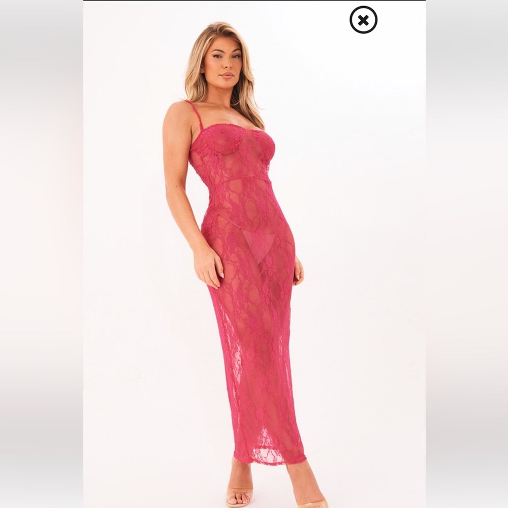 NWT Prettylittlething lace maxi dress
